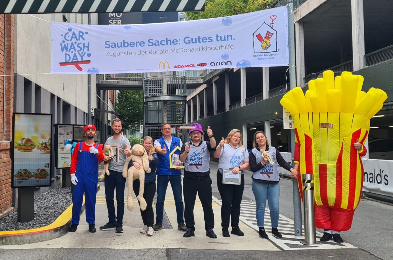 WhatsApp Image 2025-12-09 at 12.06.42 (1)